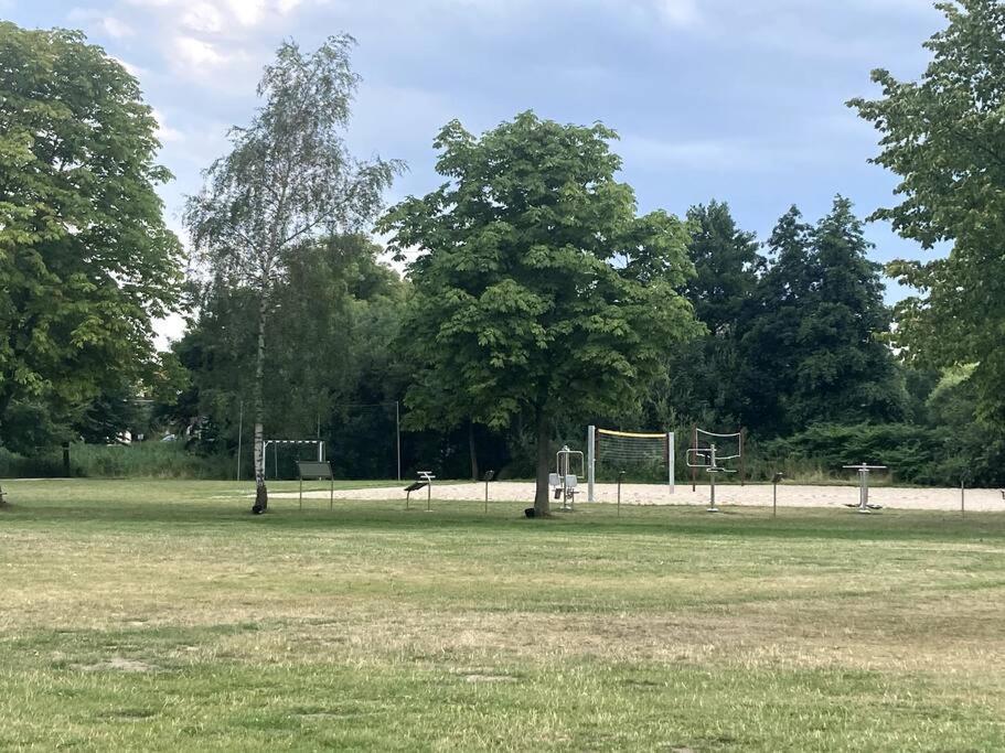 Gemuetliches Holzhaus Am See Warin Exteriér fotografie
